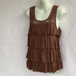 Comfy Trendy Tiered Top in Soft Light Brown